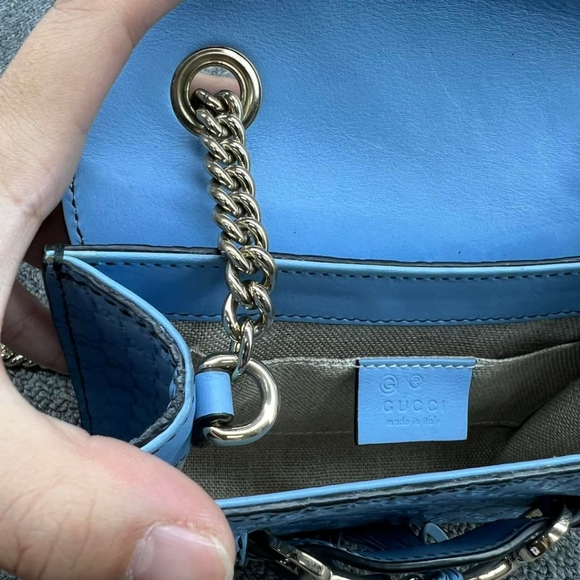 100% Authentic GUCCI Emily Blue Leather Shoulder Bag 570-101724 - Picture 12 of 14